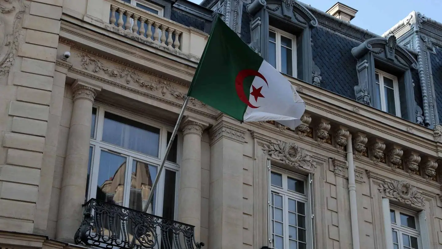 سفارة الجزائر بفرنسا